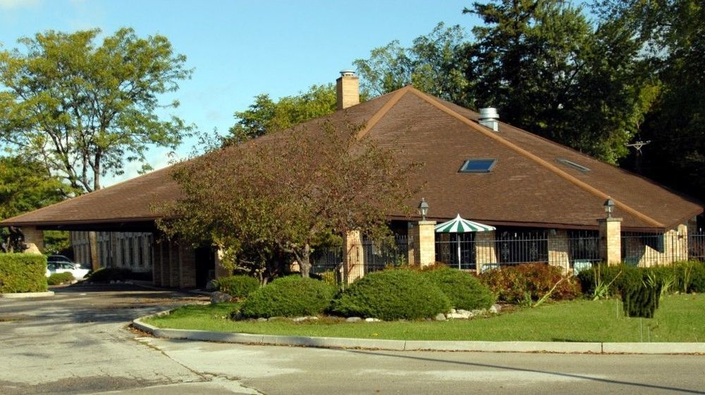 Americinn And Suites By Wyndham Delafield-Waukesha-Milwaukee Bagian luar foto